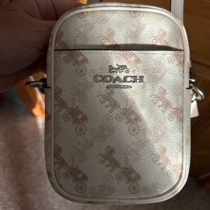Authentic Coach Crossbody like new condition.